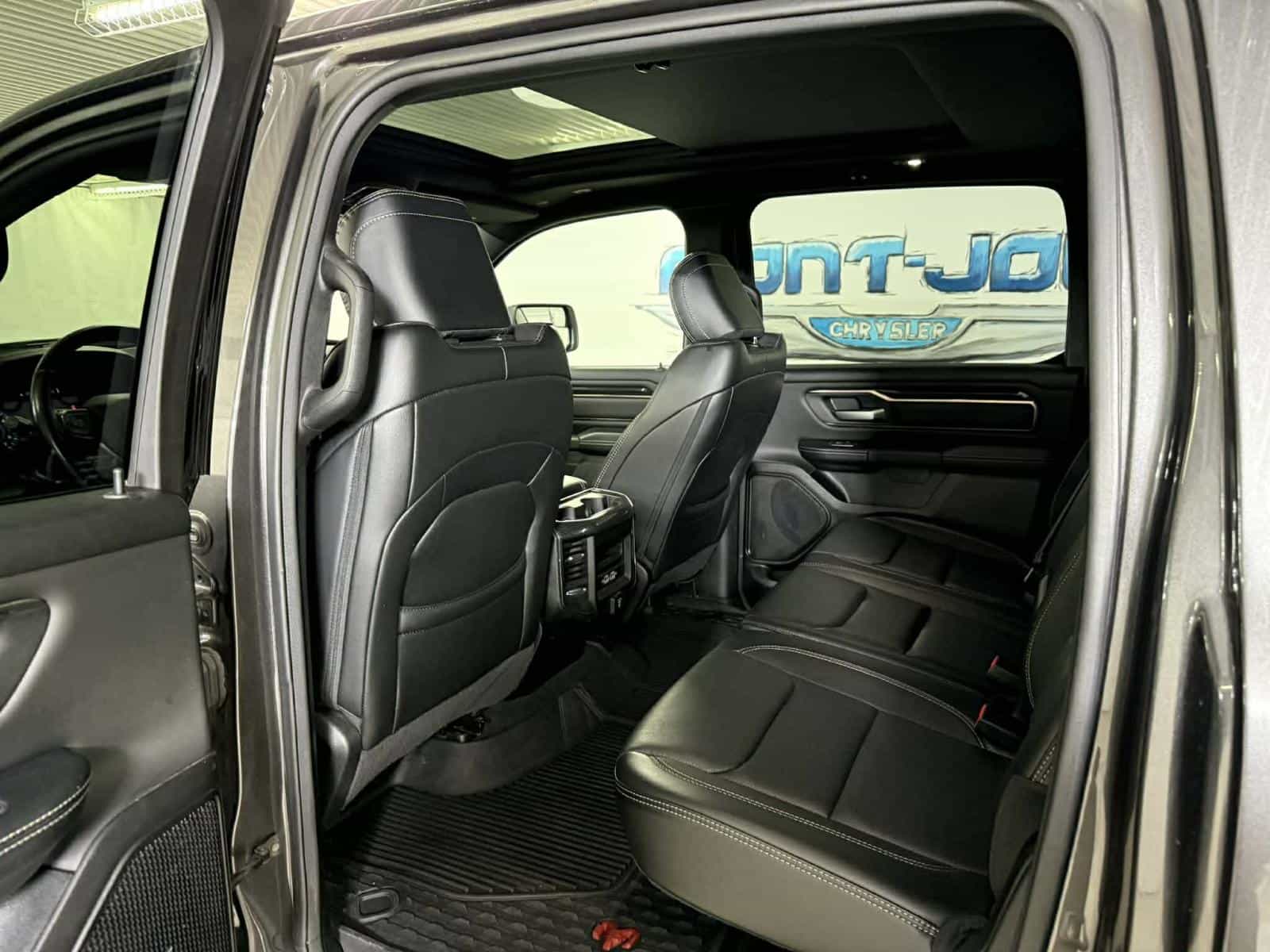 2022 RAM 1500 Sport - Image 16