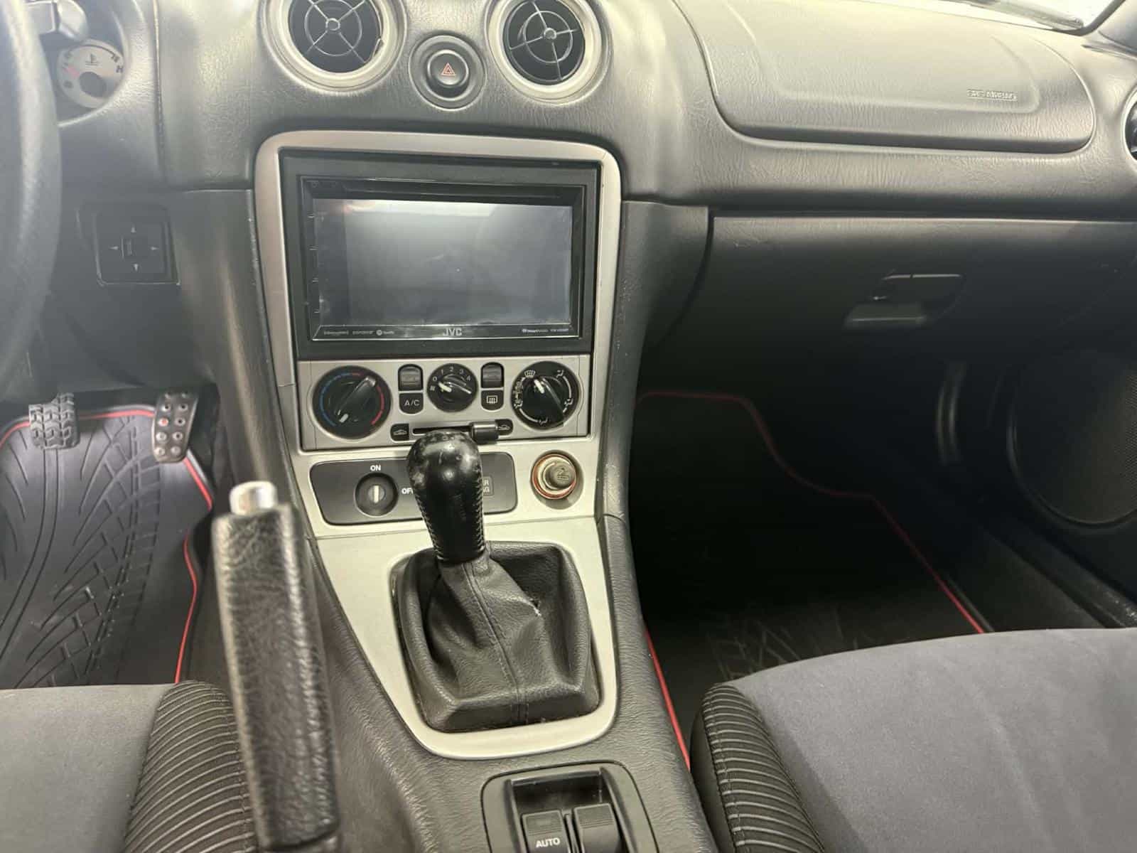 2004 Mazda Miata GX - Image 9