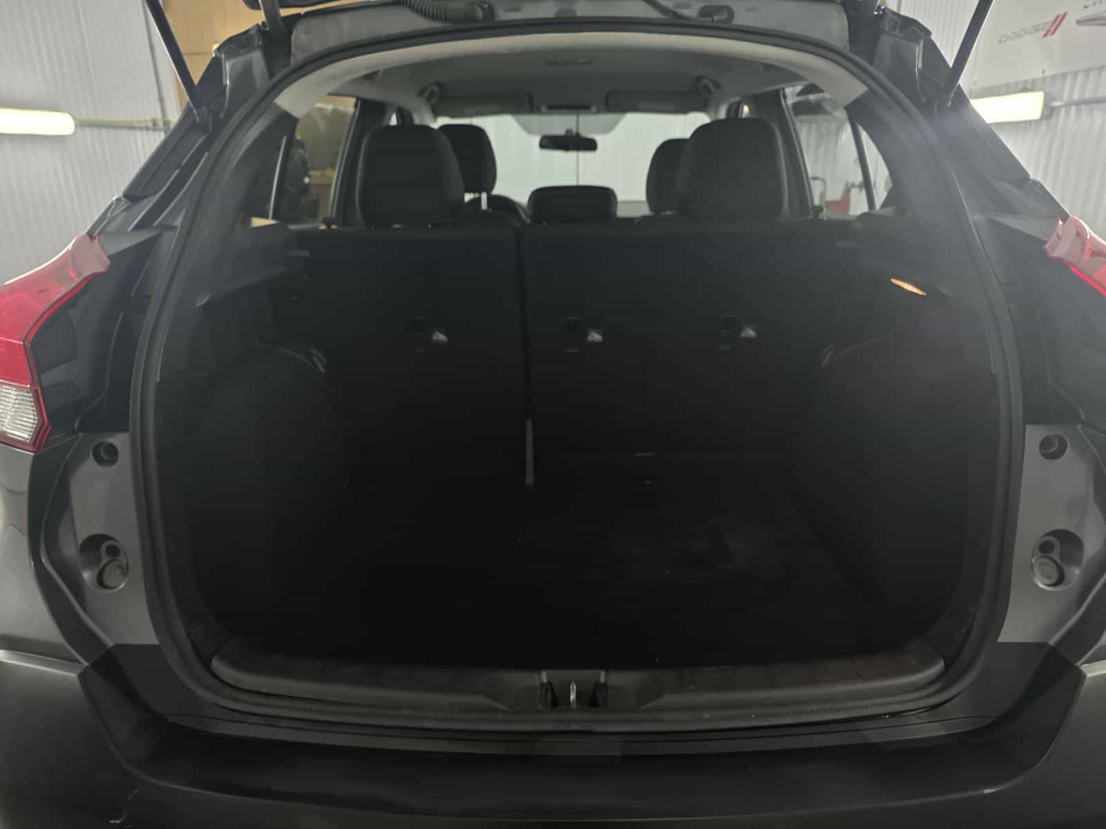 Image 10 Nissan Kicks SV 2019