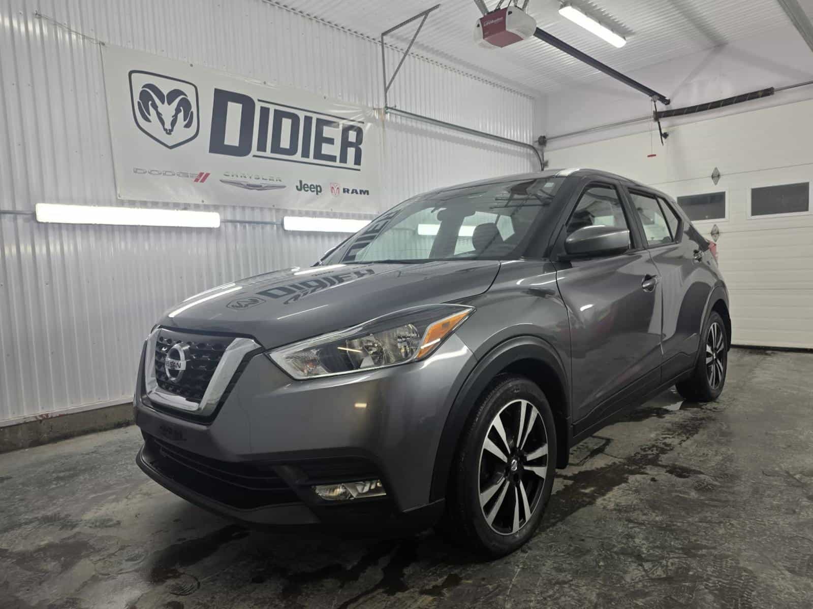 2019 Nissan Kicks SV - Image 1