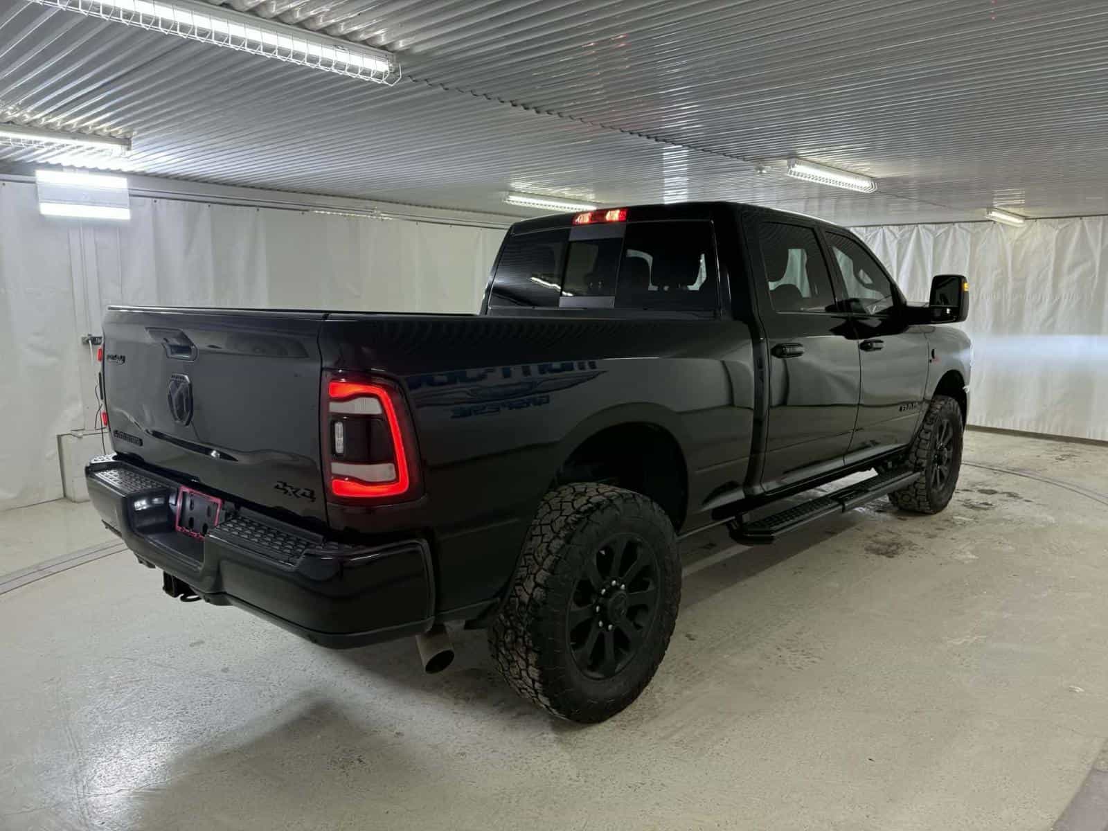 2023 RAM 2500 Laramie - Image 5