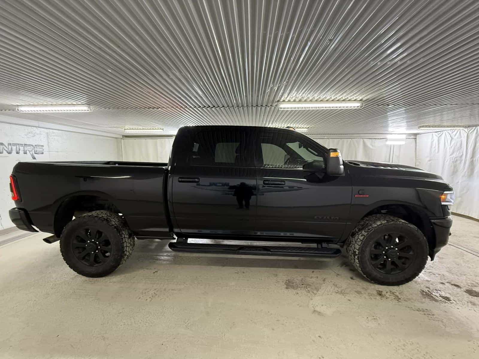 2023 RAM 2500 Laramie - Image 6