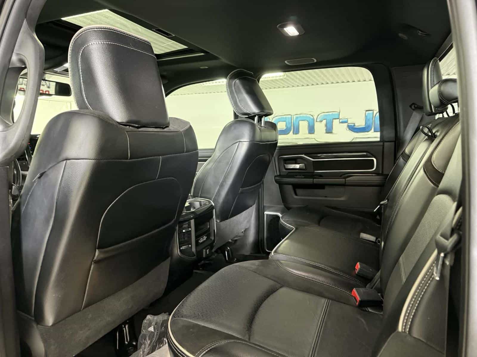 2023 RAM 2500 LARAMIE Laramie - Image 9