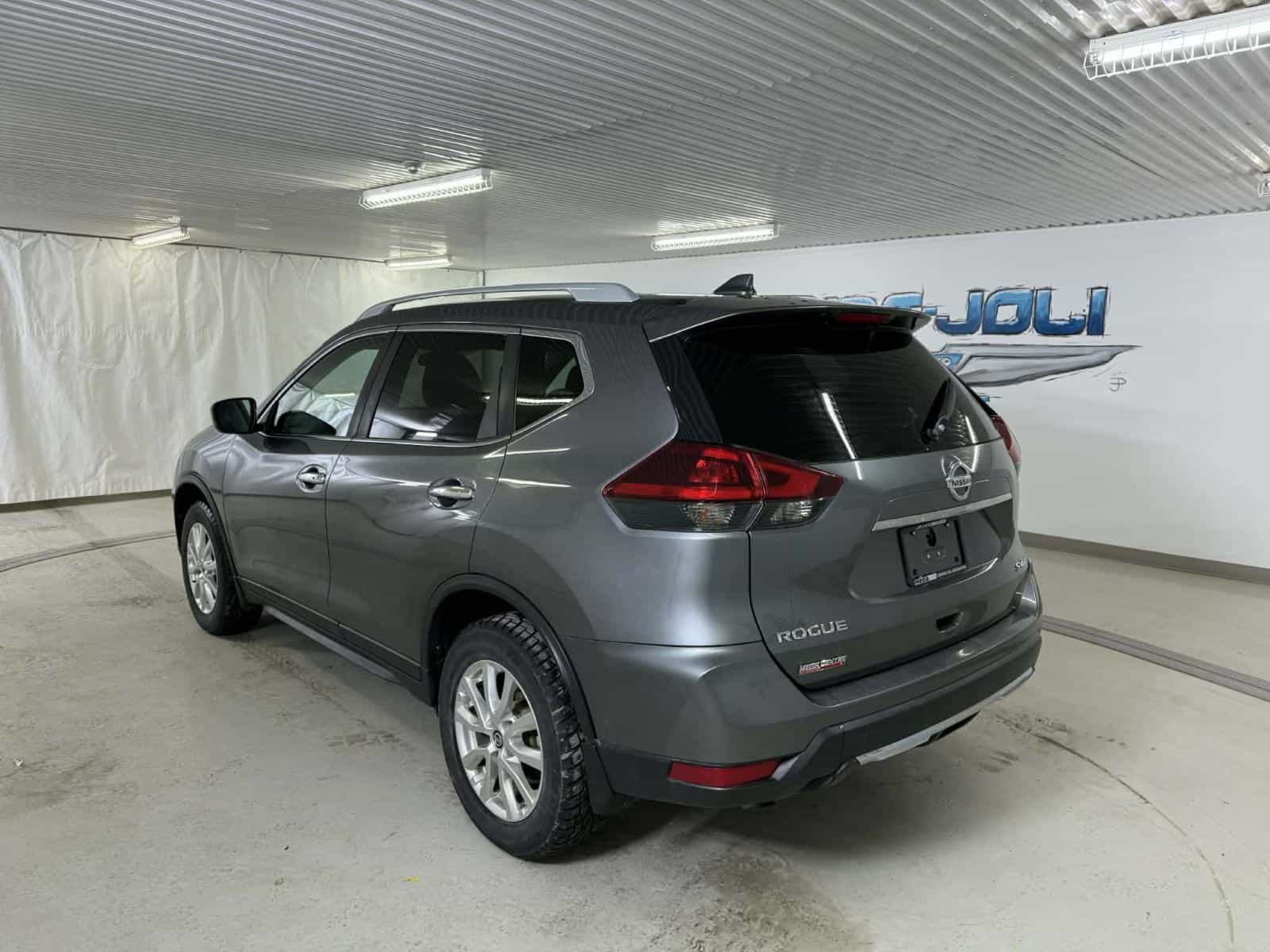 2018 Nissan ROGUE S/SL/SV SV - Image 3