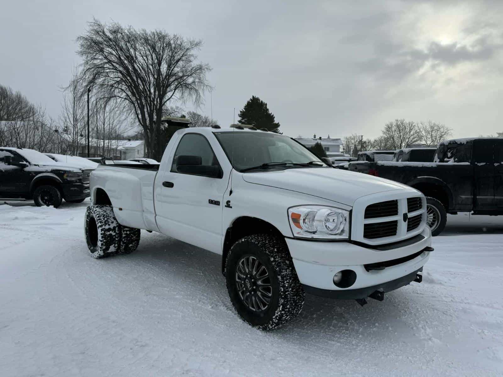2007 Dodge Ram 3500 SLT - Image 7