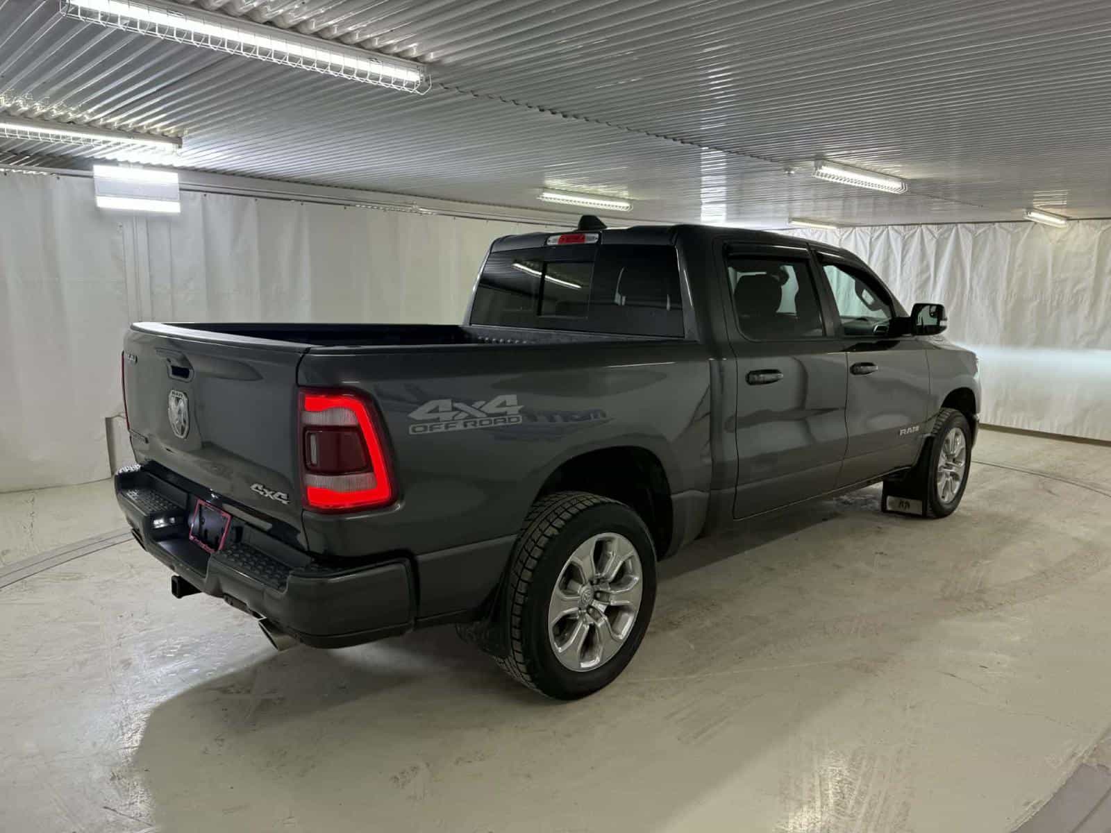 2019 RAM 1500 Big Horn/Lone Star Big Horn - Image 4