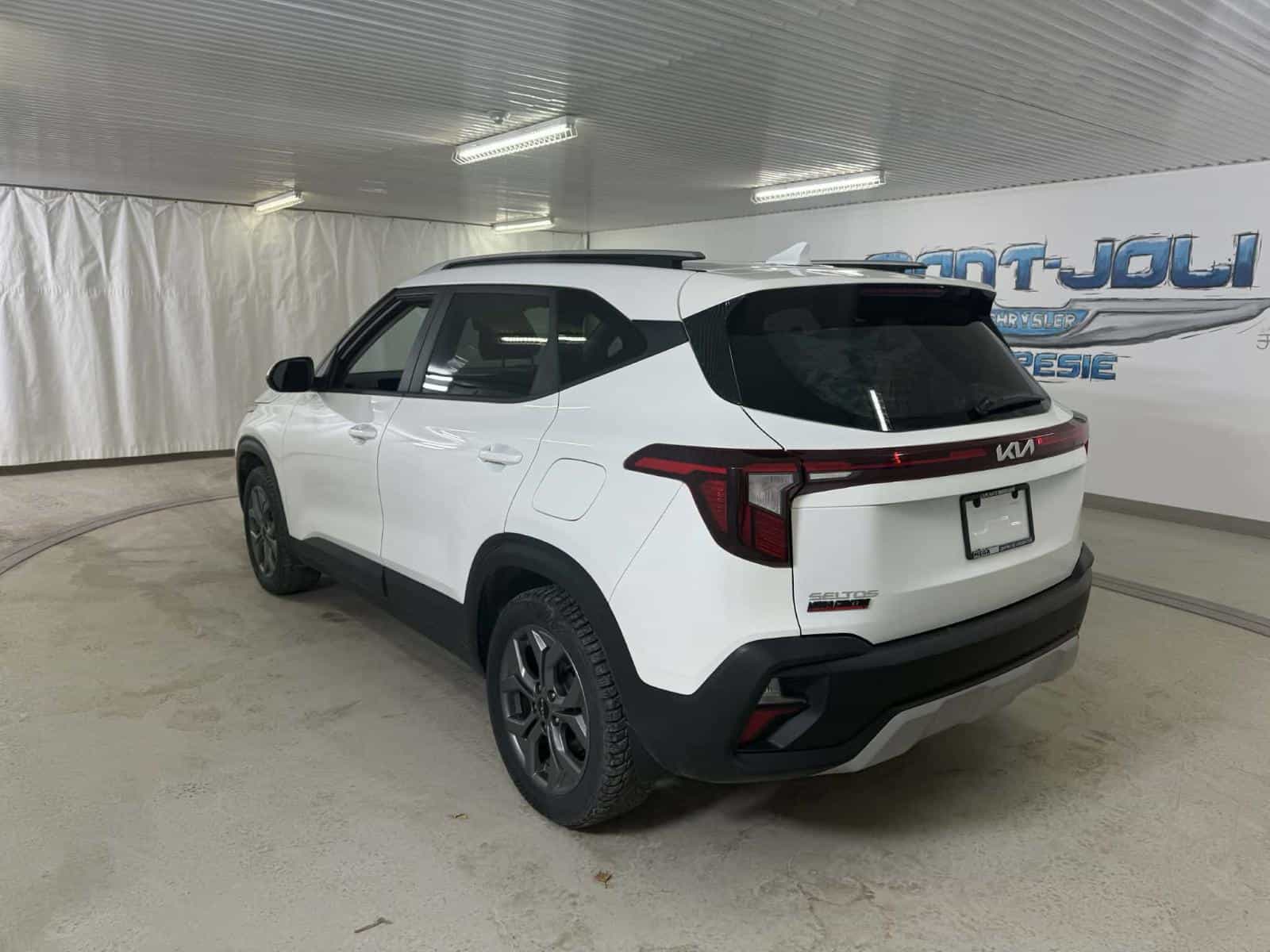 2024 Kia Seltos LX - Image 3