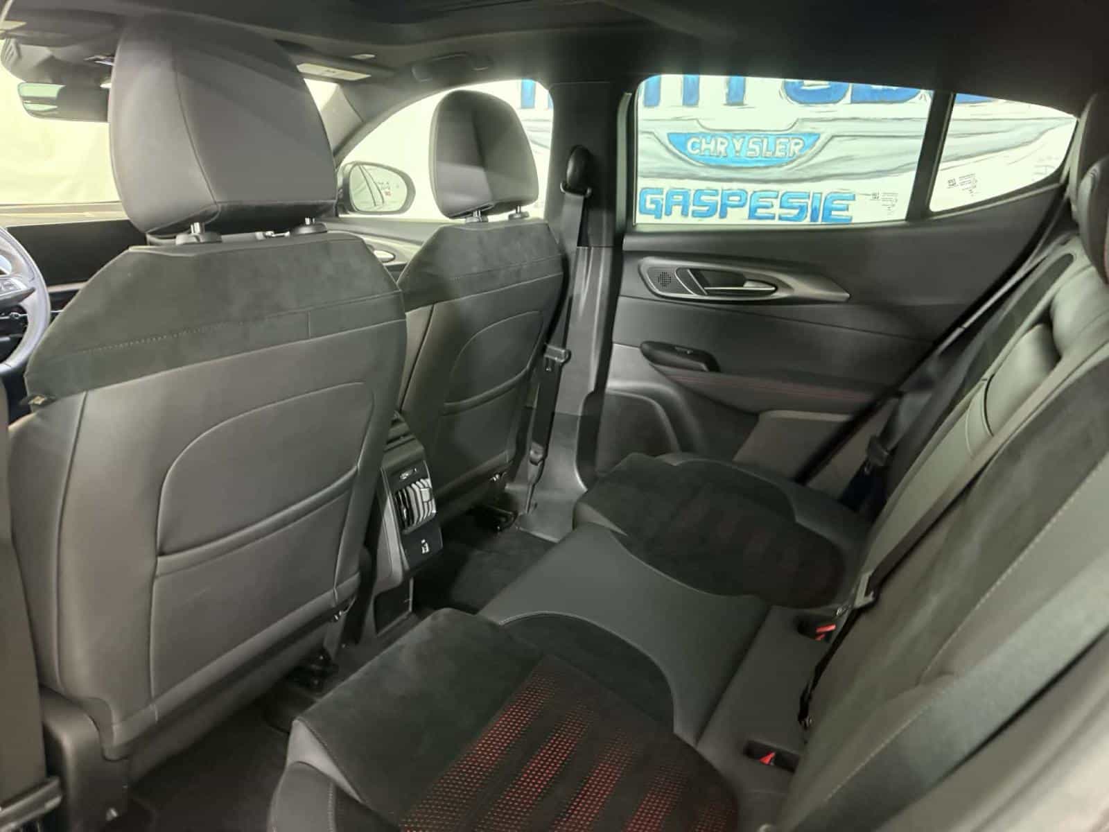 2024 Dodge Hornet R/T Plus PHEV - Image 9