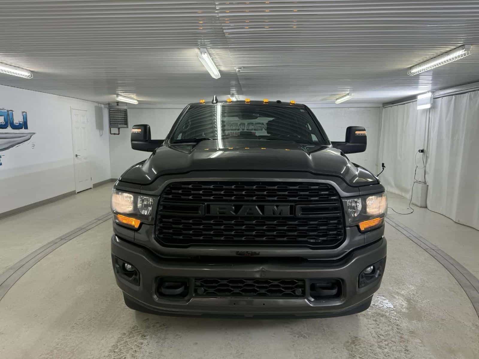 2024 RAM 2500 Big Horn - Image 8