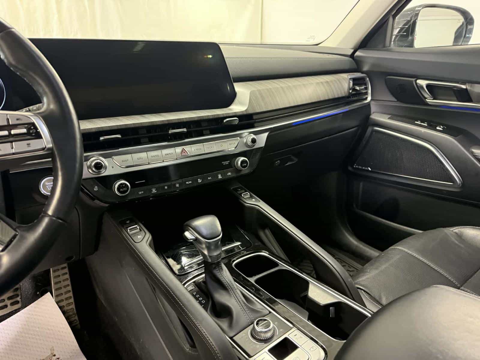 2024 Kia Telluride SX - Image 11
