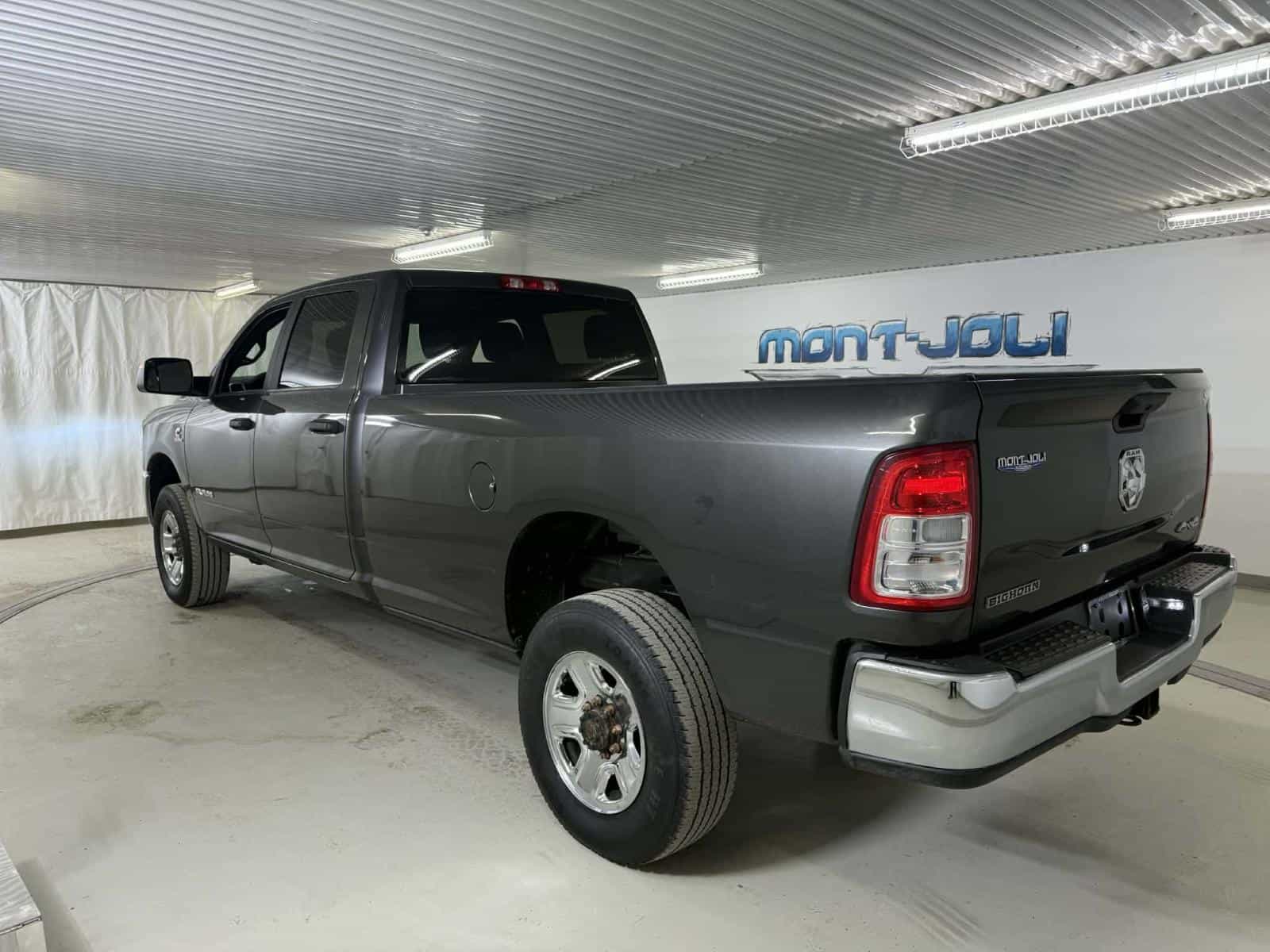 2022 RAM 2500 Big Horn - Image 3