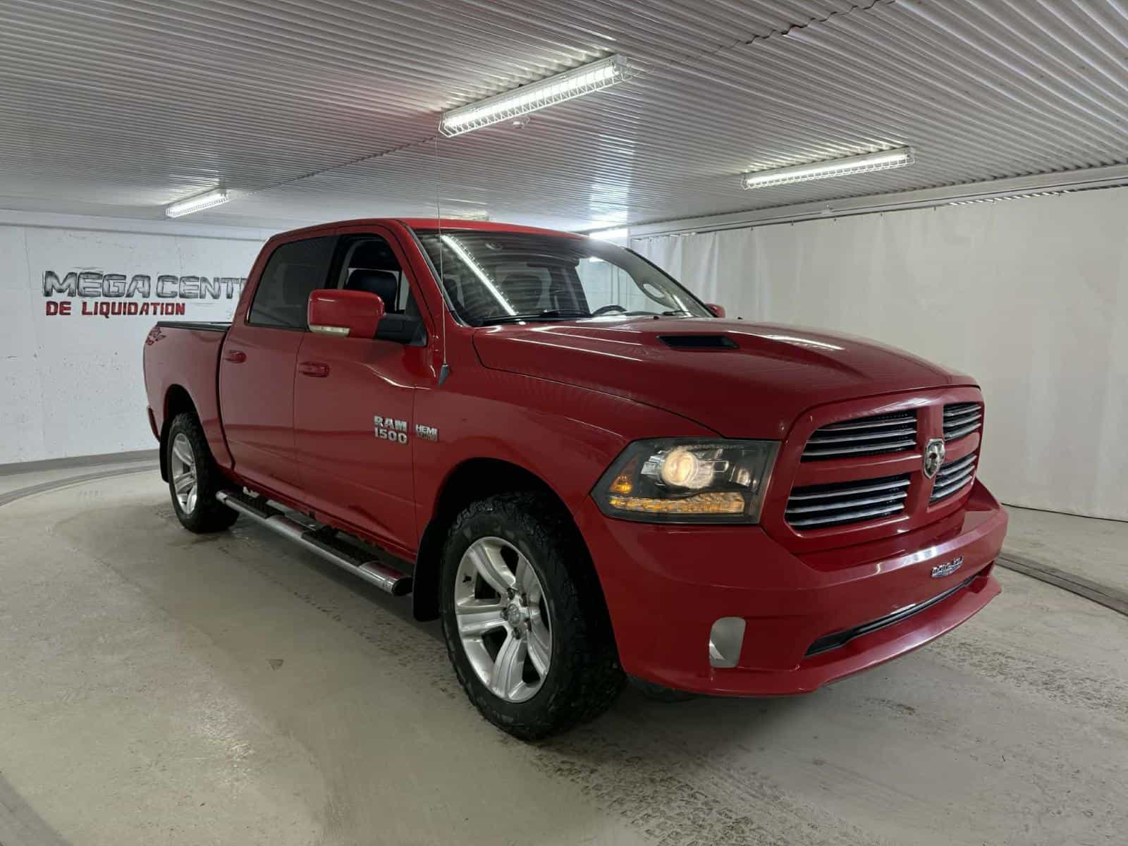 2013 RAM 1500 Sport - Image 7