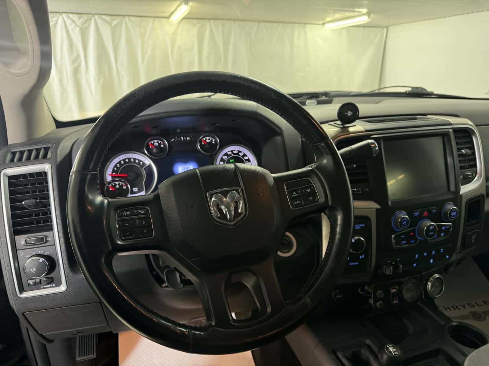 2015 RAM 2500 Power Wagon - Image 11