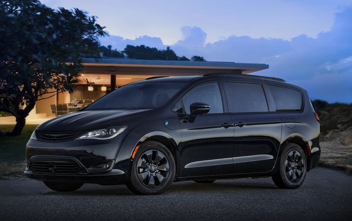 CHRYSLER PACIFICA HYBRIDE 2019 : PRIX ET FICHE TECHNIQUE