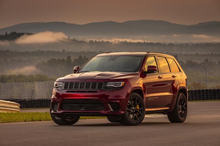 LE SUBARU OUTBACK 2019 AFFRONTE LE JEEP GRAND CHEROKEE 2019 À QUÉBEC!