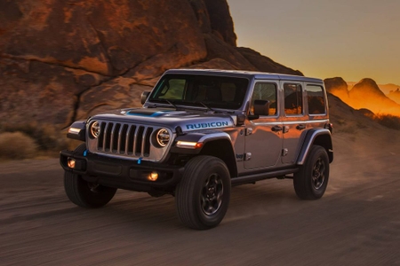 DÉCOUVREZ TOUT DU NOUVEAU JEEP WRANGLER 4XE 2021