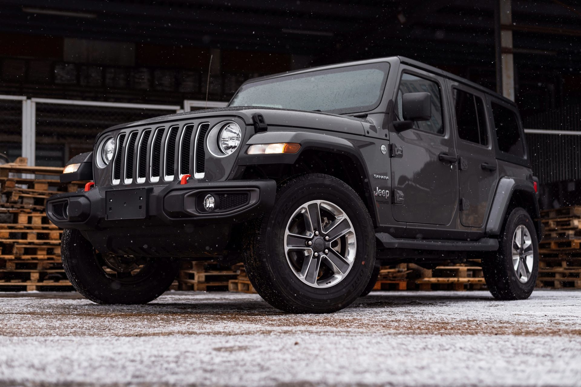 jeep_wrangler_neige_parking_auto_capitale_chrysler_quebec_concessionnaire_vehicules_neufs_occasion