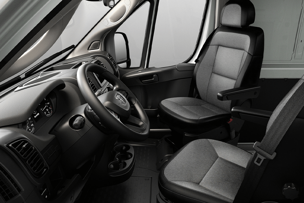 Vue de l'intérieur du Ram ProMaster 2025