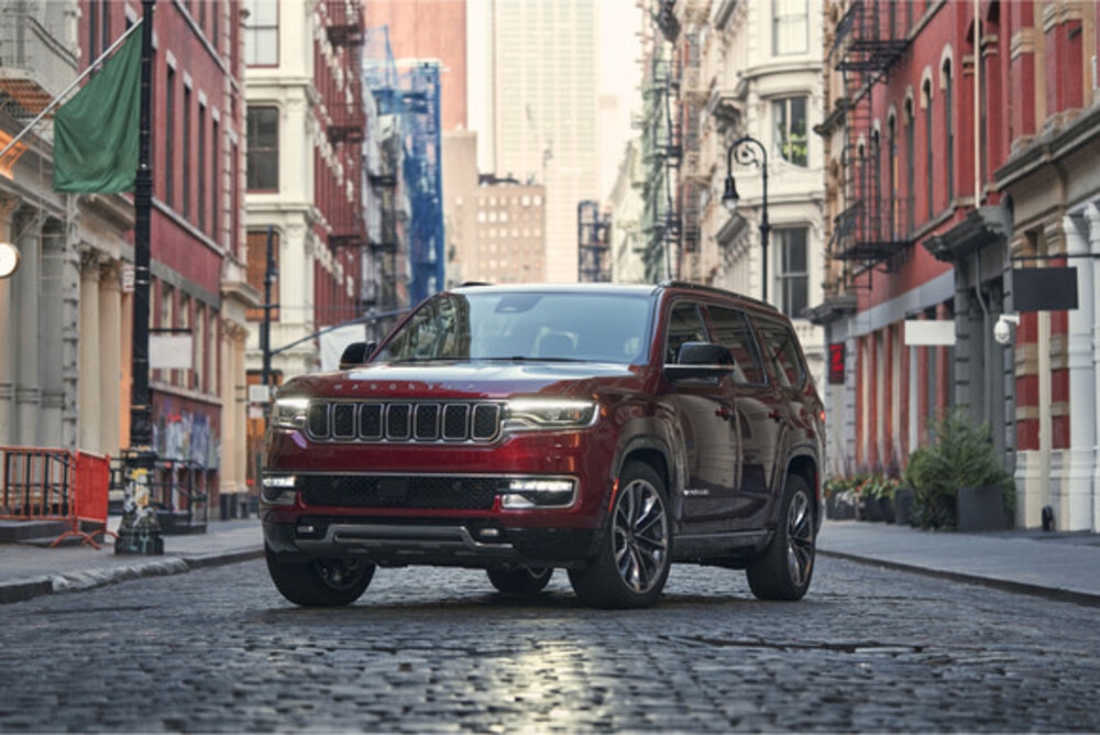 Élégance Extérieure: Le Wagoneer 2025