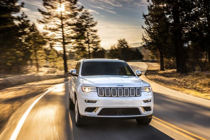 Jeep-Grand-Cherokee-2021-10