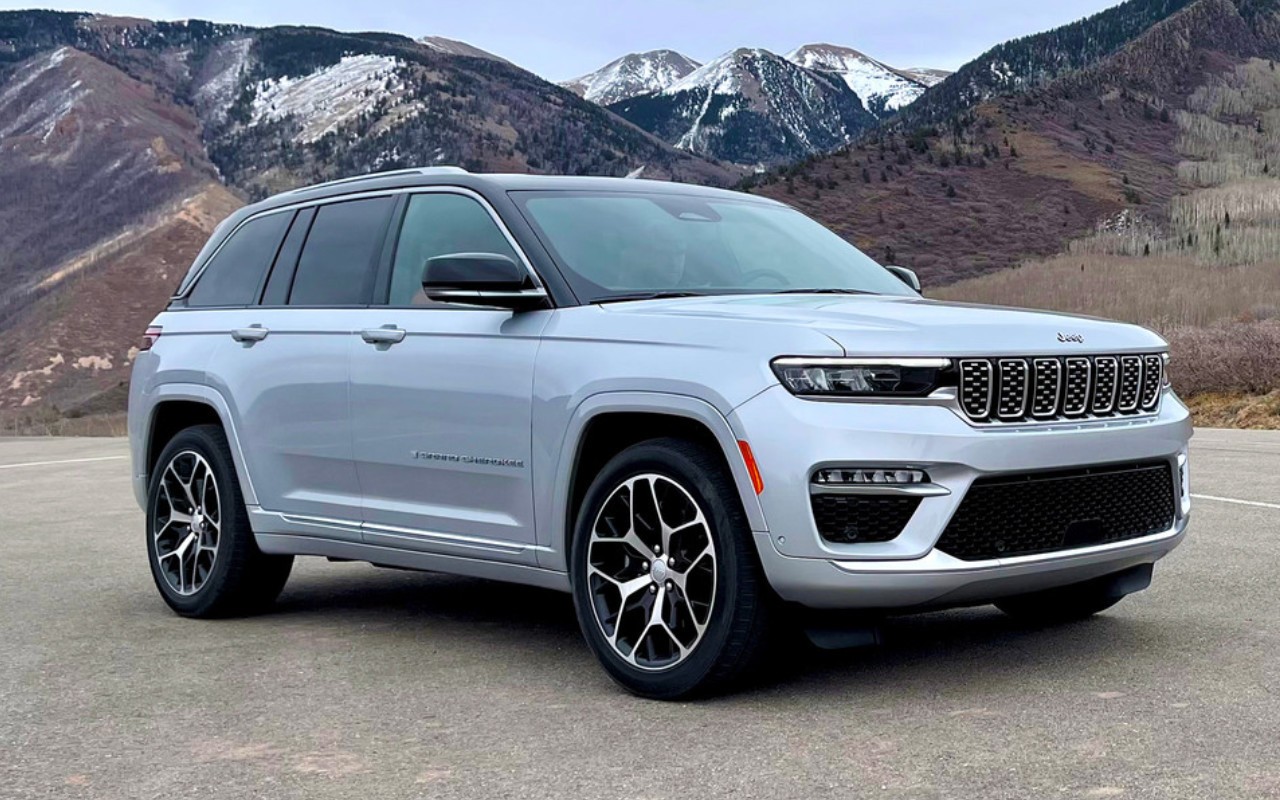 Capitale Chrysler : le plus grand choix de Jeep d’occasion à Québec !