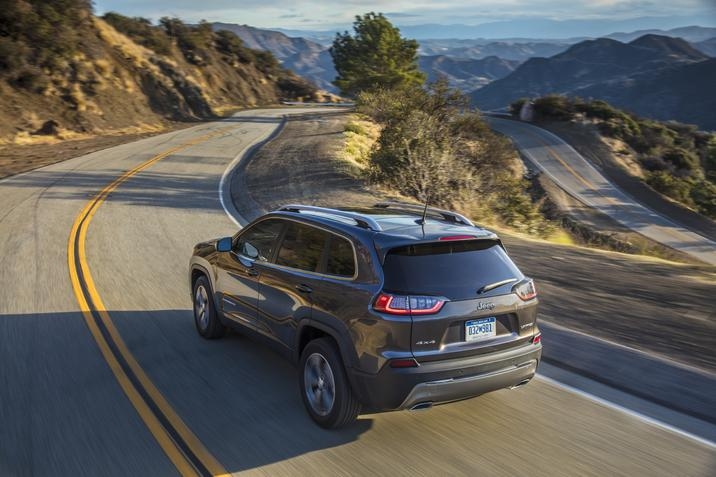 capitale-chrysler-jeep-cherokee-2020-prix-fiche-technique-limited-arriere